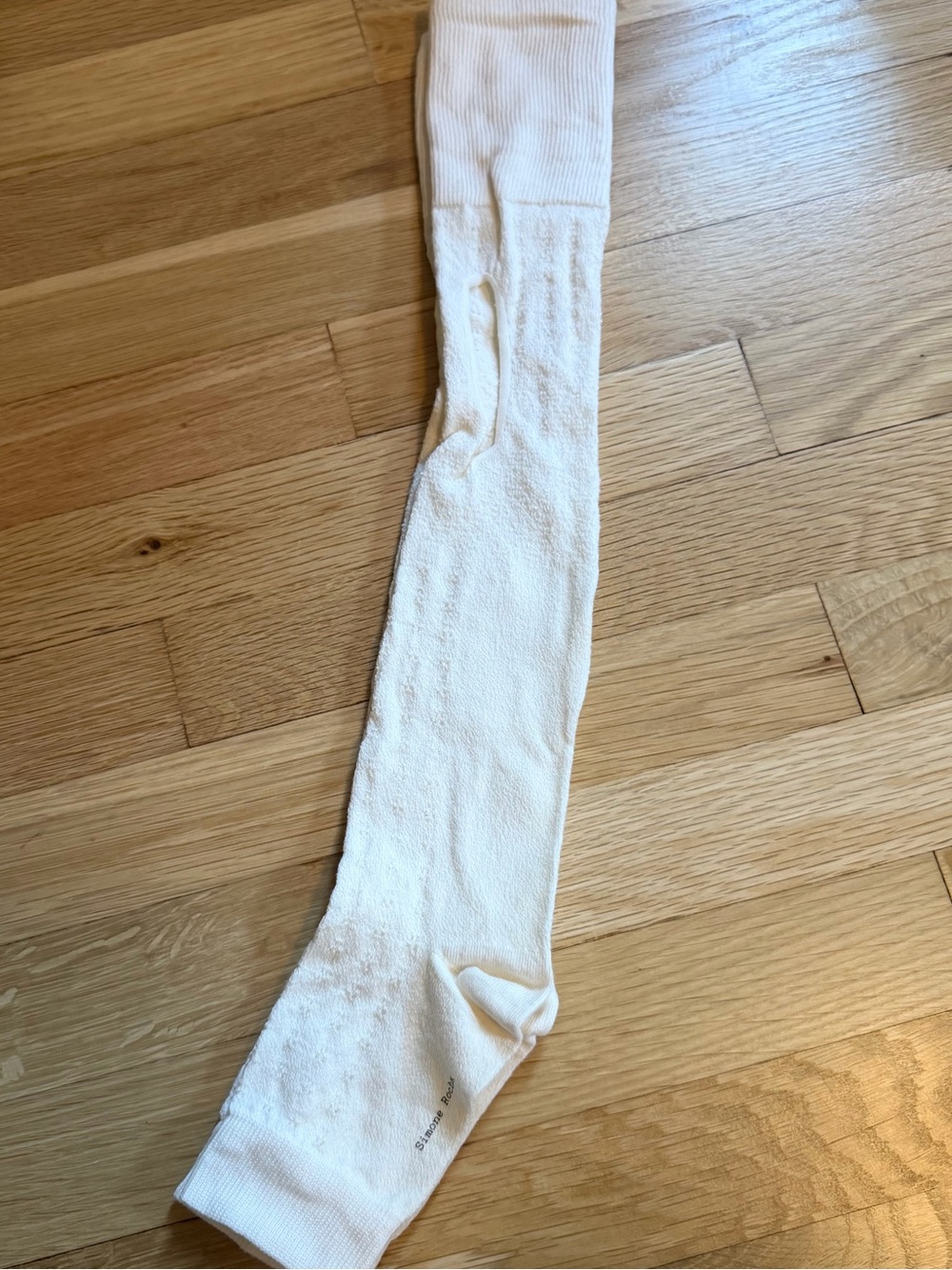 Simone Rocha Pointelle Socks - Picture 2 of 5